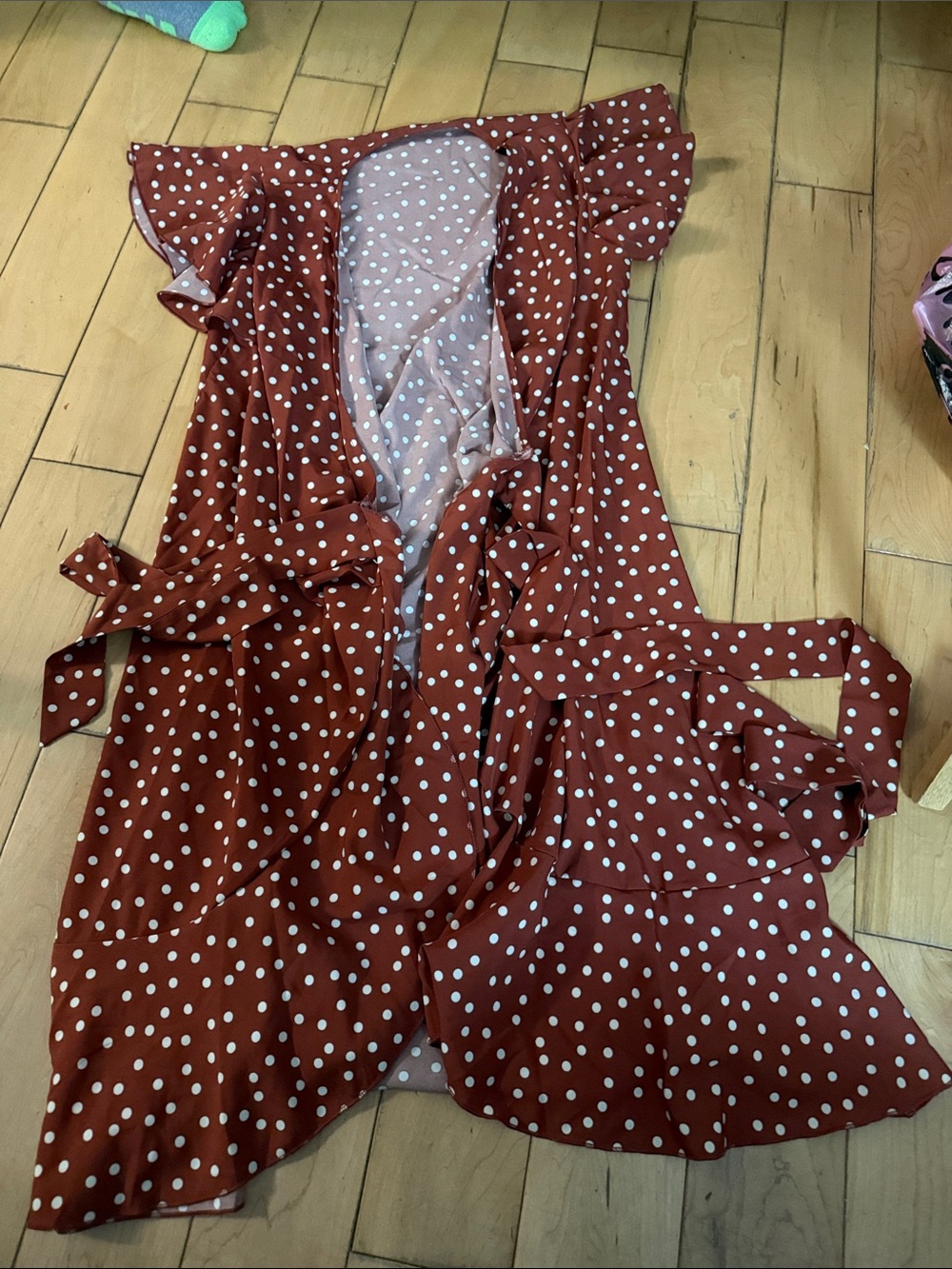 Women’s  Polka Dot Ruffle Sleeve Wrap camisole - Rust